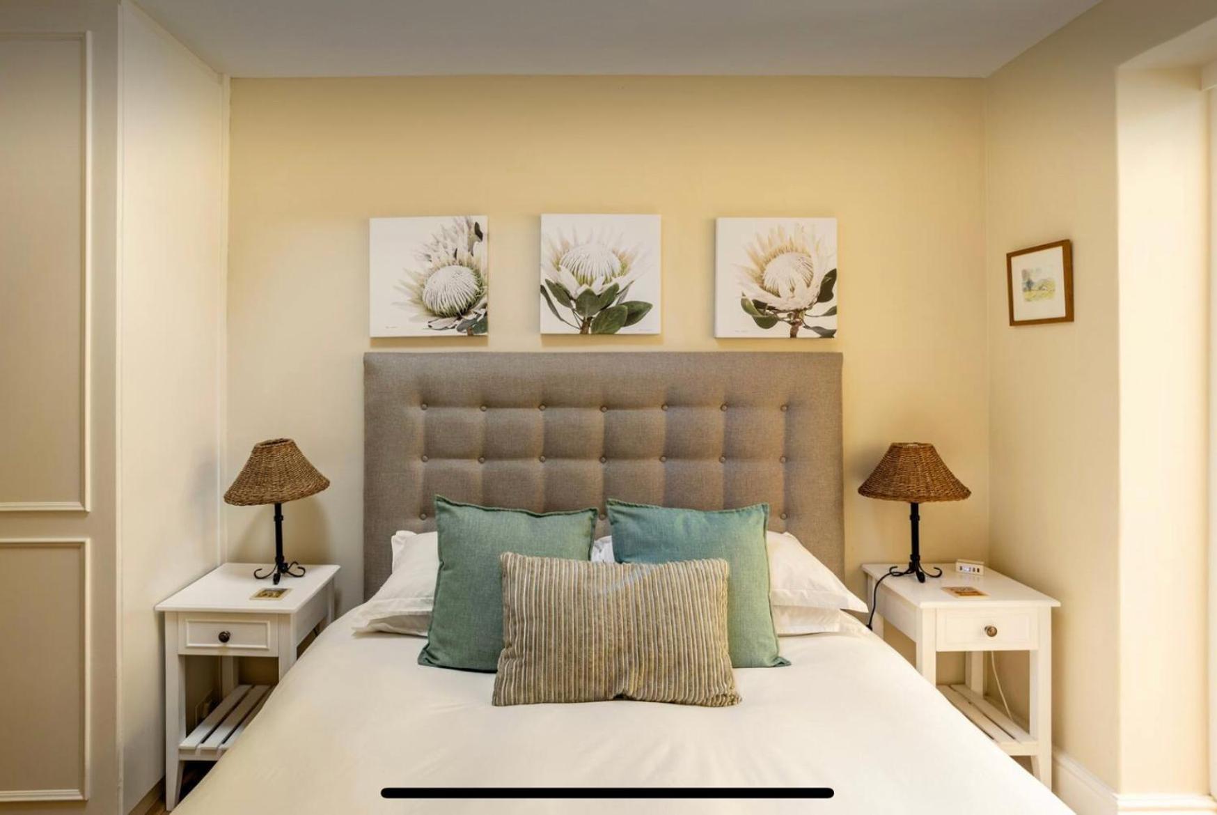 Guest Suite - Leafy Constantia Guest House เคปทาวน์ ภายนอก รูปภาพ